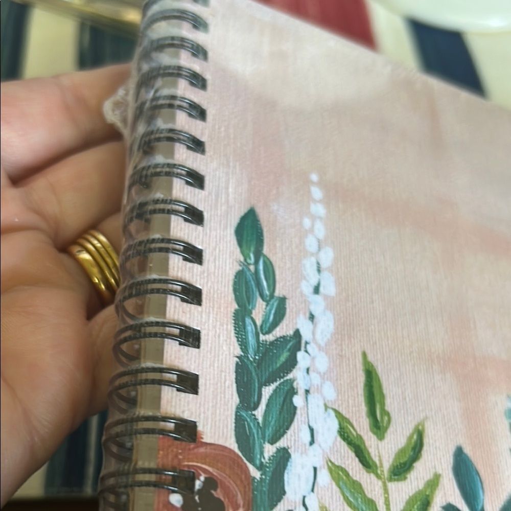 Elyse Breanne Floral Spiral Notebook new - Picture 2 of 5
